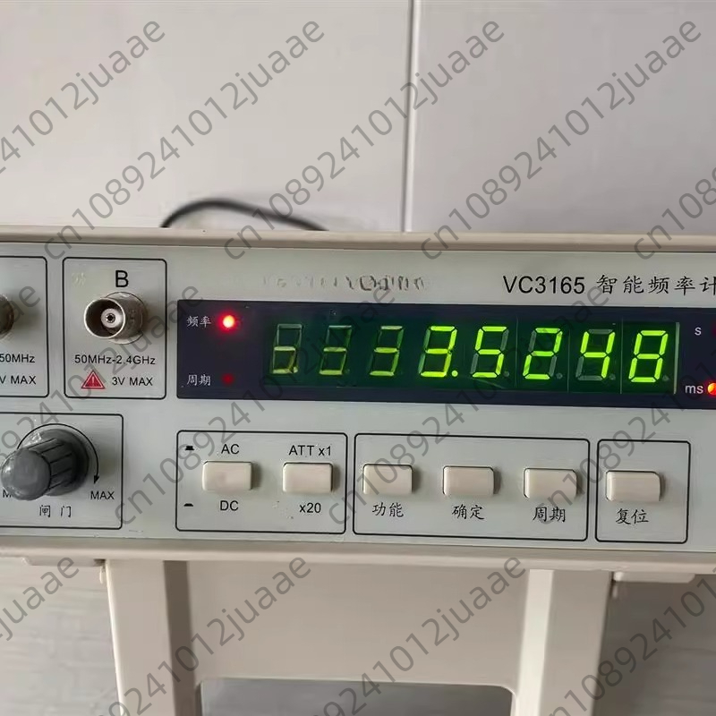 Compteur haute résolution VC31 - Benchtop Frequency Counter Meter 2.4Ghz avis et prix